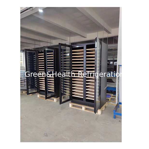 گواهینامه ETL سیاه چند لایه چوب بلوط قفسه شراب ذخیره سازی نمایشگاه های خنک کننده با کیفیت بالا