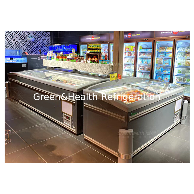 سوپرمارکت‌ها از یخچال‌های جزیره‌ای برای نگهداری مواد غذایی منجمد در دمای پایین استفاده می‌کنند.