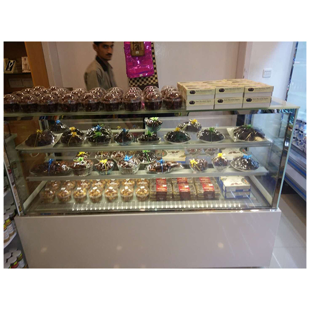 قفسه های سه لایه یخچال نمایش کیک با شیشه سخت مرمر و ترموستات دیجیتال برای فروشگاه های کیک